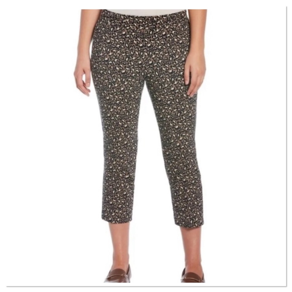 Rafella Women's Pull-On Waistband Stretch Comfort Capri Size 14